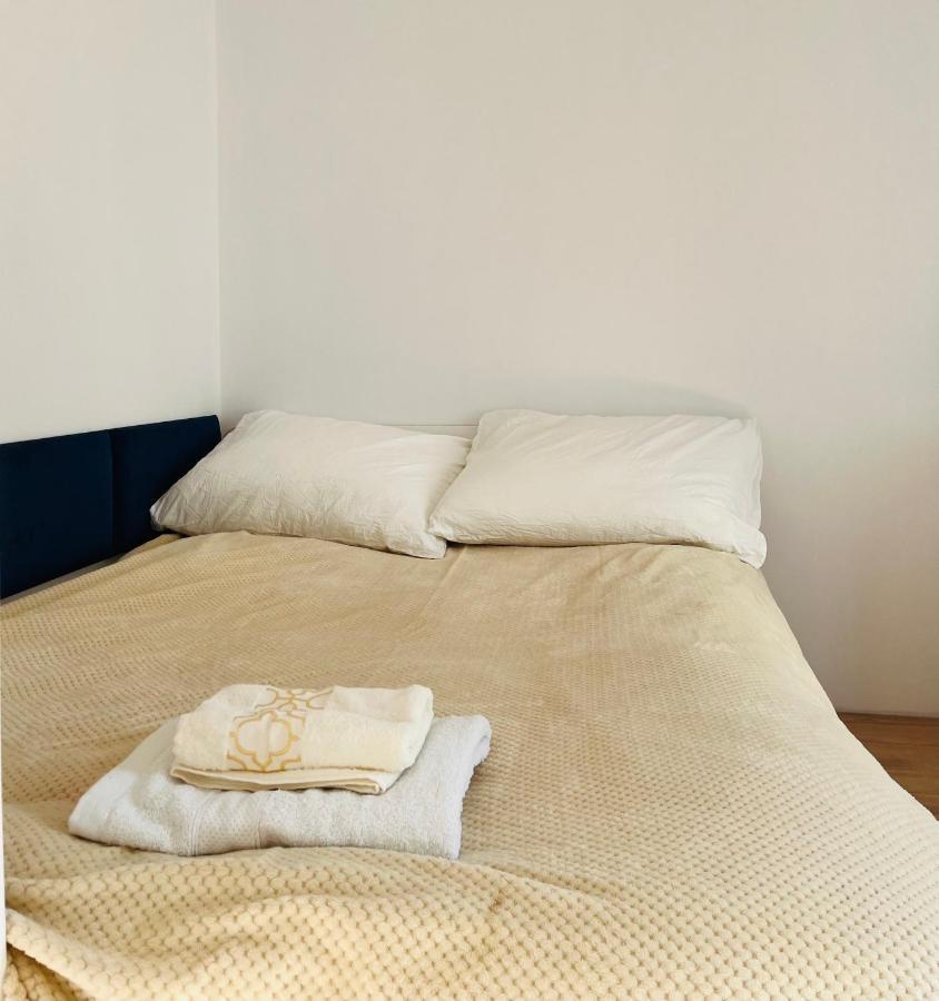 Comfy Guest Apartment Βαρσοβία Εξωτερικό φωτογραφία
